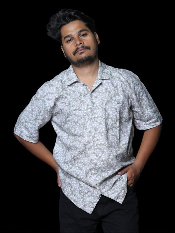 Classic Floral Short-Sleeve Button-Up Shirt