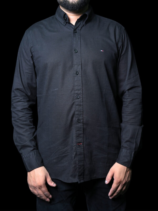 Tommy Hilfiger Classic Black Button-Up Shirt