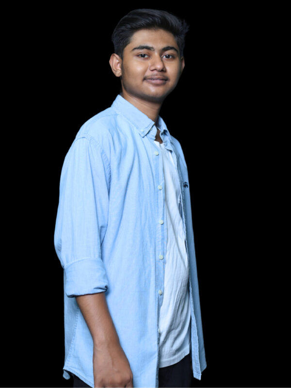 Blackberrys Layered Style: Dark Blue Button-Up Shirt & Light Blue T-Shirt