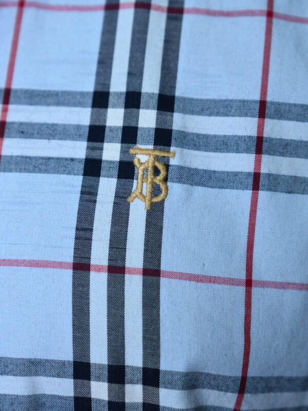 Blueberry Classic White Plaid Button-Up Shirt