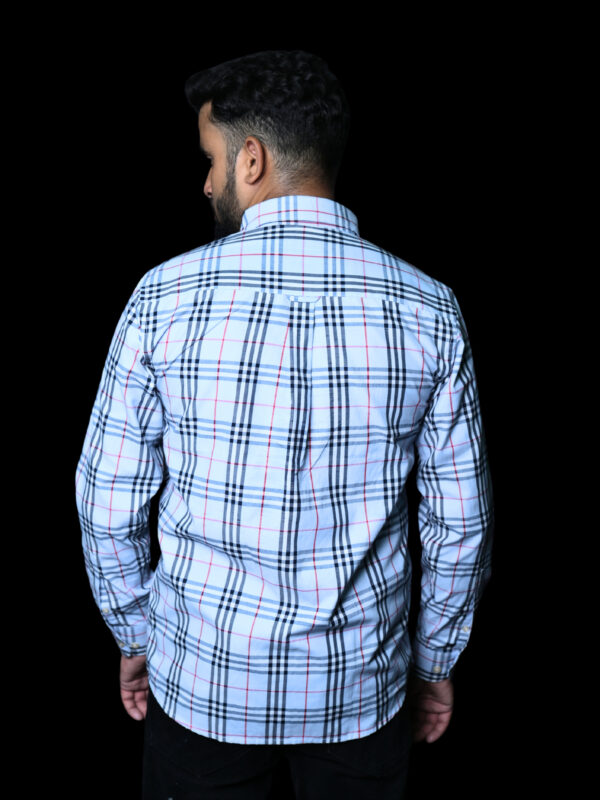Blueberry Classic White Plaid Button-Up Shirt