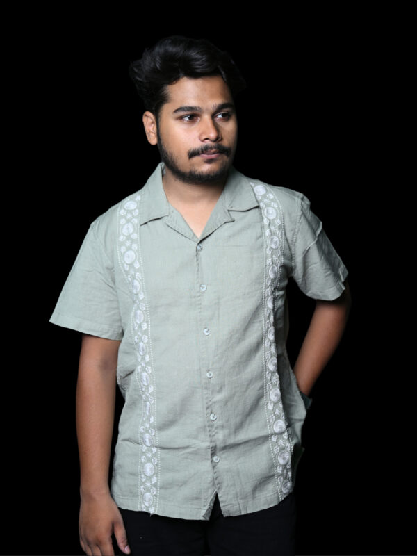 Classic Light Green Embroidered Short-Sleeve Shirt